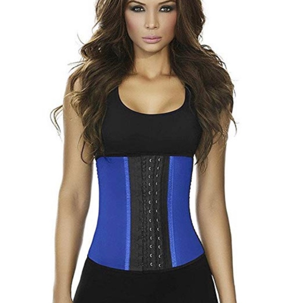 Ann Chery waist cincher size 36